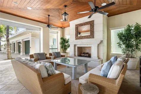 100 Palm Island Lane Vero Beach FL 32963