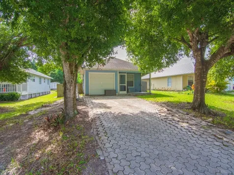 1150 19th Avenue SW Vero Beach FL 32962