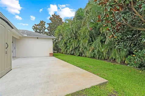 934 Bermuda Avenue Sebastian FL 32958