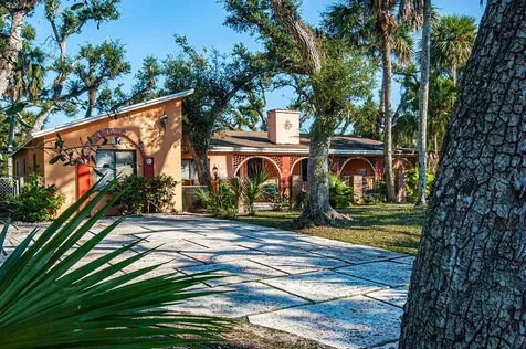 575 Acacia Road Vero Beach FL 32963