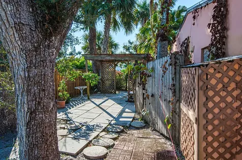 575 Acacia Road Vero Beach FL 32963