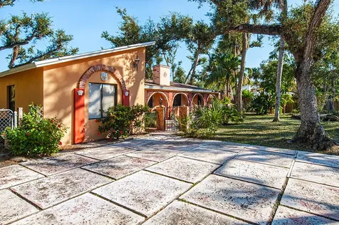 575 Acacia Road Vero Beach FL 32963