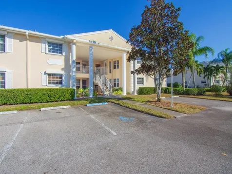 720 Lake Orchid Circle Vero Beach FL 32962