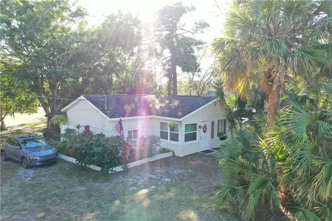 8465 20th Street Vero Beach FL 32966