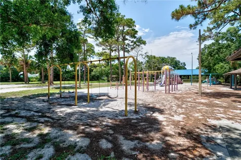 1505 25th Avenue Vero Beach FL 32960