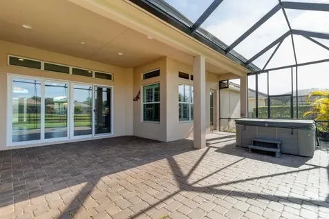 8255 Heather Court Vero Beach FL 32967