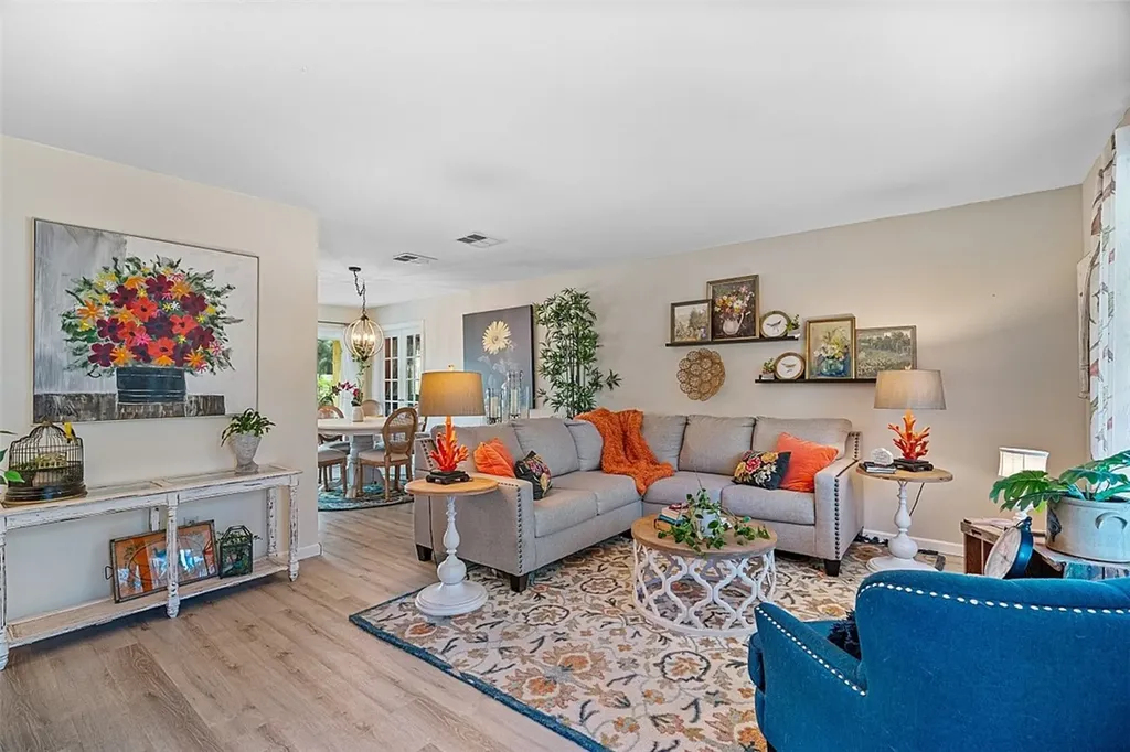 701 Highland Drive SW Vero Beach FL 32962