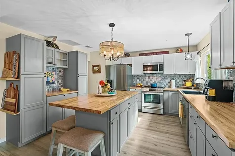 701 Highland Drive SW Vero Beach FL 32962