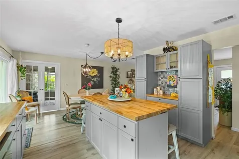 701 Highland Drive SW Vero Beach FL 32962