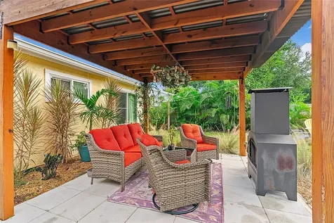 701 Highland Drive SW Vero Beach FL 32962