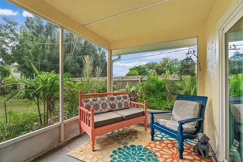 701 Highland Drive SW Vero Beach FL 32962