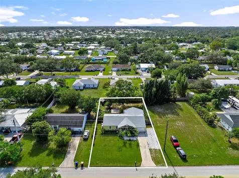 701 Highland Drive SW Vero Beach FL 32962
