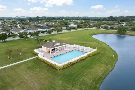 1465 Bruntsfield Terrace Vero Beach FL 32966