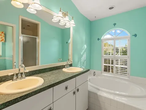 819 20th Avenue Vero Beach FL 32960