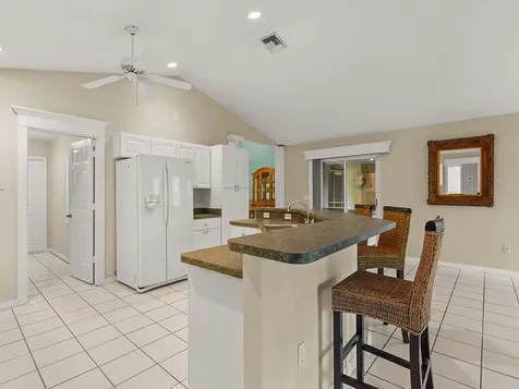 819 20th Avenue Vero Beach FL 32960