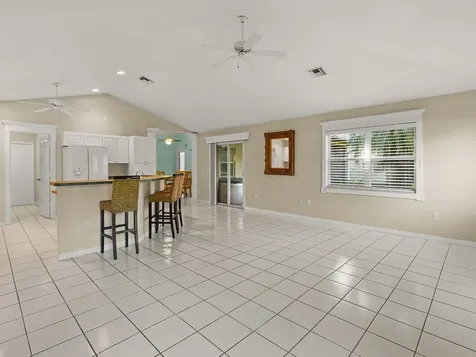 819 20th Avenue Vero Beach FL 32960