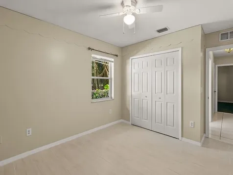 819 20th Avenue Vero Beach FL 32960