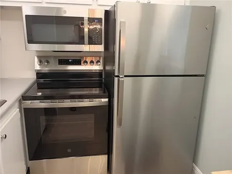 130 Lyndhurst Deerfield Beach FL 33442