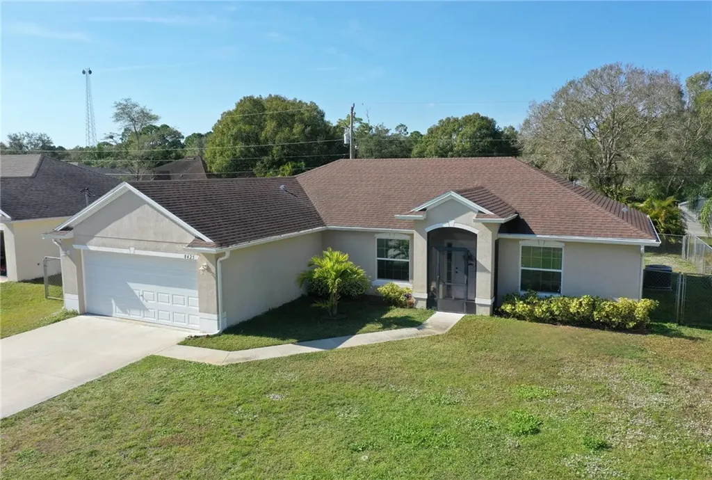 8425 105th Avenue Vero Beach FL 32967