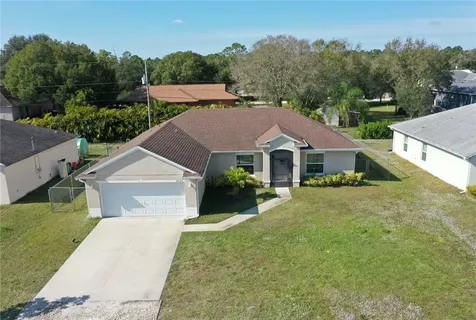 8425 105th Avenue Vero Beach FL 32967