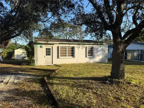 332 24th Place SE Vero Beach FL 32962