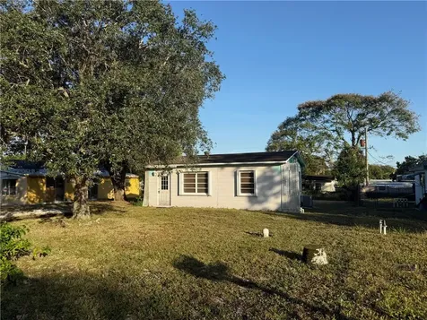 332 24th Place SE Vero Beach FL 32962