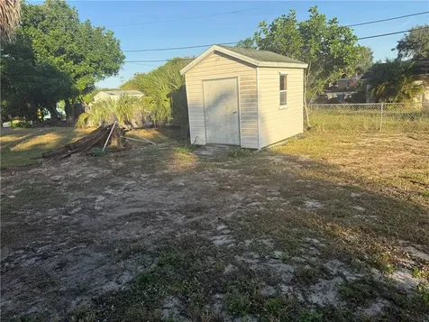 332 24th Place SE Vero Beach FL 32962