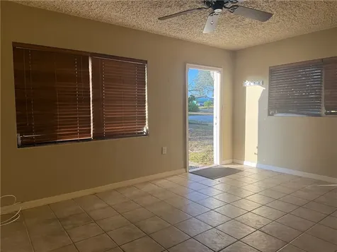 332 24th Place SE Vero Beach FL 32962