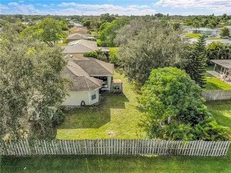 579 SE Marydale Terrace Port St Lucie FL 34983