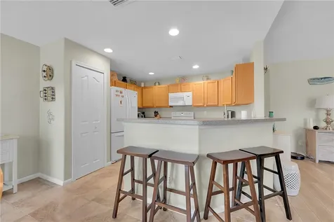 579 SE Marydale Terrace Port St Lucie FL 34983