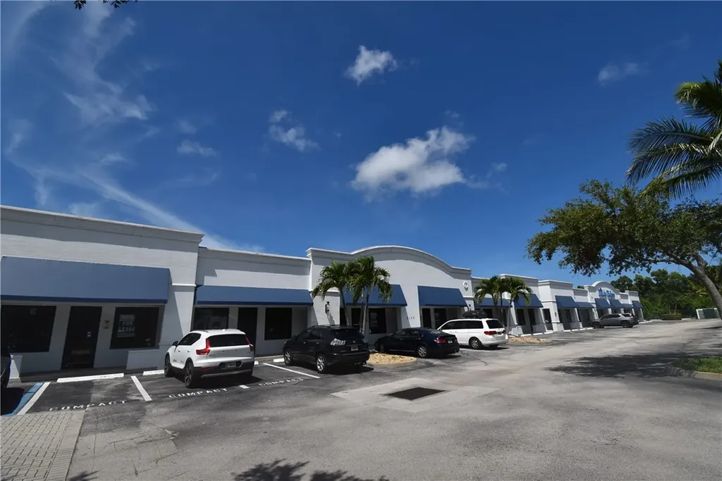 2190 45th Street Vero Beach FL 32967