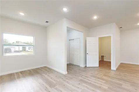 8675 101st Court Vero Beach FL 32967