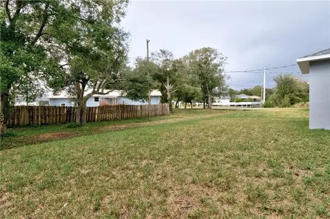 8675 101st Court Vero Beach FL 32967