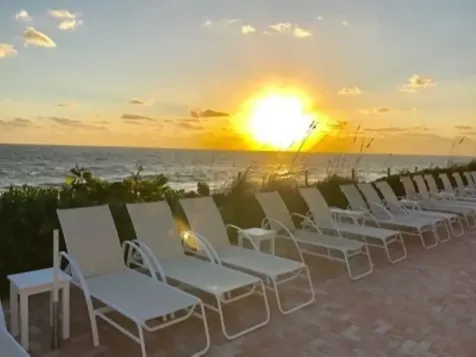 8890 N Sea Oaks Way Vero Beach FL 32963