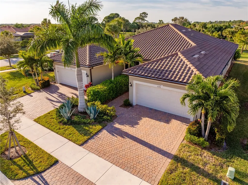 5292 Unity Square Vero Beach FL 32967