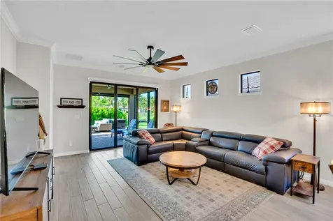 5292 Unity Square Vero Beach FL 32967