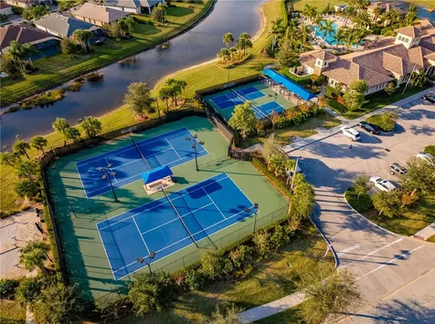 5292 Unity Square Vero Beach FL 32967