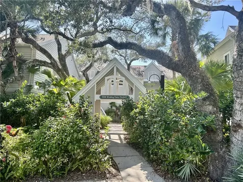 1335 Winding Oaks Circle E Vero Beach FL 32963