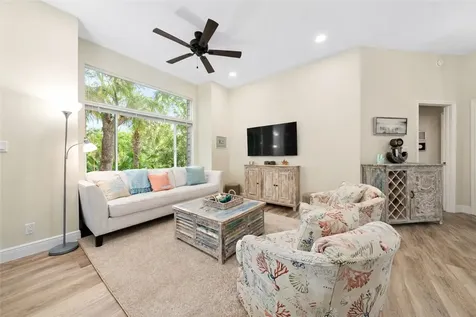 1335 Winding Oaks Circle E Vero Beach FL 32963