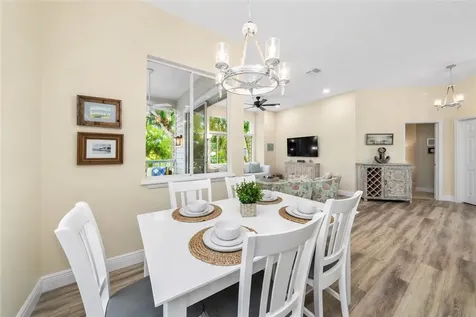 1335 Winding Oaks Circle E Vero Beach FL 32963