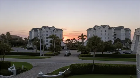 2743 Ocean Drive Vero Beach FL 32963