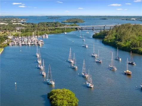 2743 Ocean Drive Vero Beach FL 32963