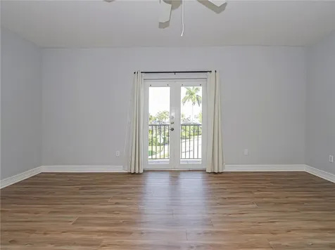 1835 Bridgepointe Circle Vero Beach FL 32967