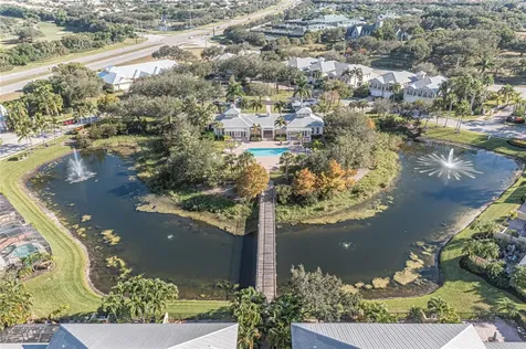 1835 Bridgepointe Circle Vero Beach FL 32967
