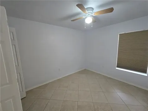4876 30th Avenue Vero Beach FL 32967