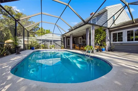 2005 De Leon Avenue Vero Beach FL 32960