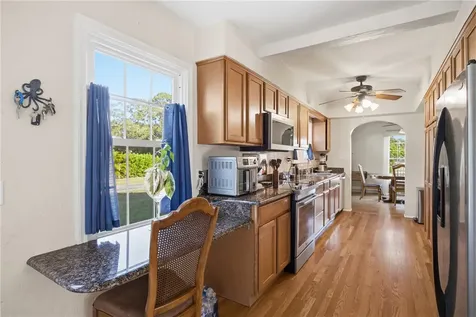 2005 De Leon Avenue Vero Beach FL 32960