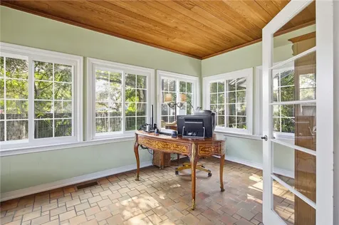 2005 De Leon Avenue Vero Beach FL 32960