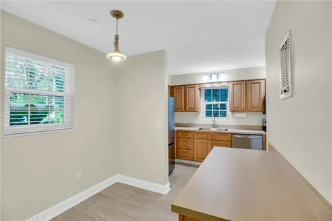 2333 Indian River Boulevard Vero Beach FL 32960