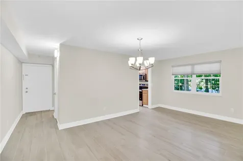 2333 Indian River Boulevard Vero Beach FL 32960